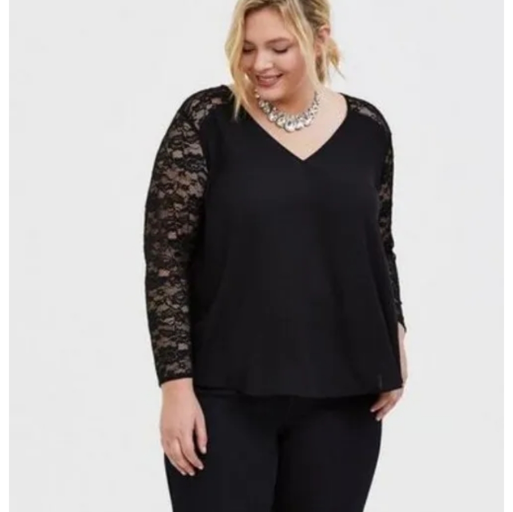 Torrid Blouse Woman Plus 4X Black Floral Sheer Lace Long Sleeve V-Neck Black Nwt